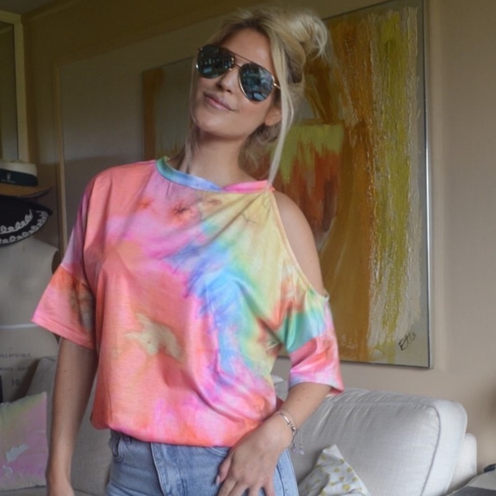 Tie Dye Peekaboo Shoulder Tee